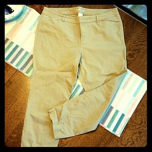 Old Navy Pixie Chino's Khaki